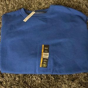 NWT Womens Crewneck